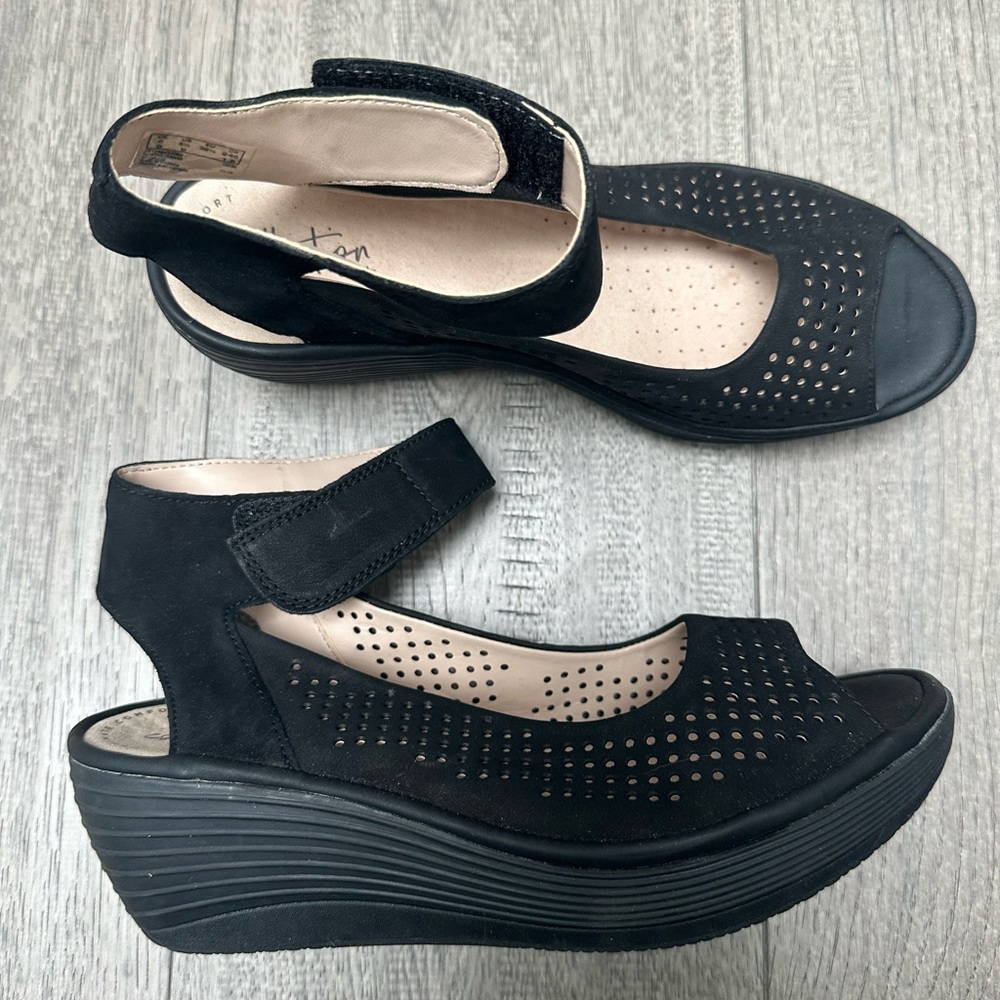 Women's Clarks Collection Reedly Salene Black Nubuck Wedge Sandals size 8.5 US